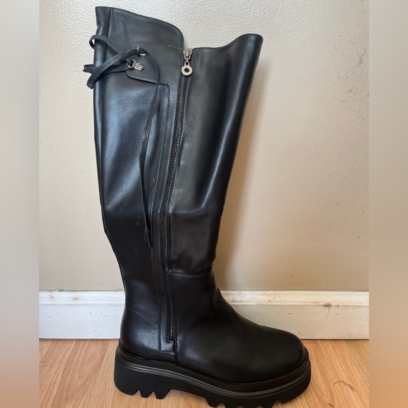 !! NEW !! Black Knee High Side Zip Combat Boots - Picture 7 of 7